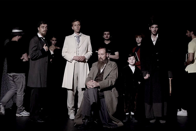 《陀思妥耶夫斯基洲际》：金砖国家电视台联合编辑部制作的纪录片