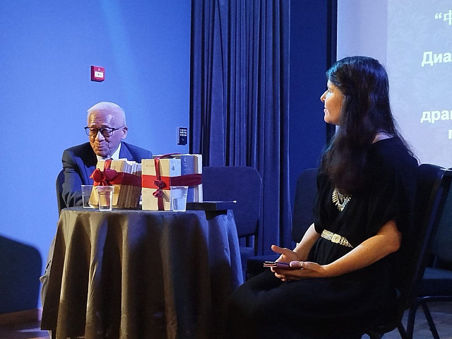 “中俄文学和戏剧对话会：以版权为视角” 在莫斯科契诃夫故居纪念馆成功举办